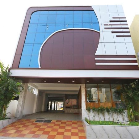 فندق Fabexpress Nk Exotica شيناي المظهر الخارجي الصورة